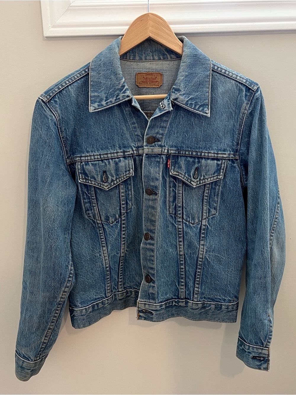 Vintage Levi's Denim Jacket, Made in Canada, size 38